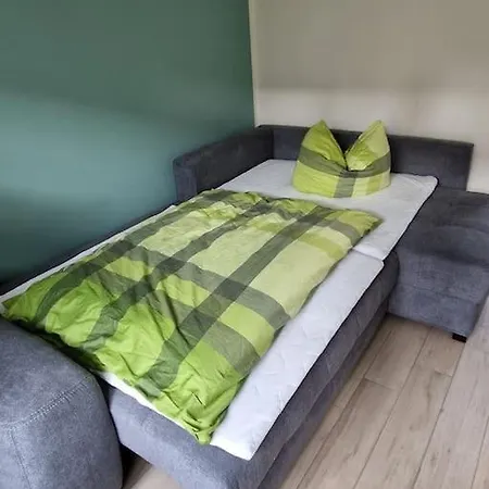 Ruhige Einliegerwohnung+terrasse شقة