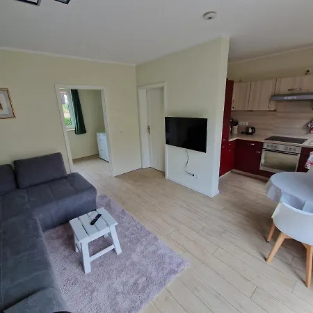 شقة Ruhige Einliegerwohnung+terrasse